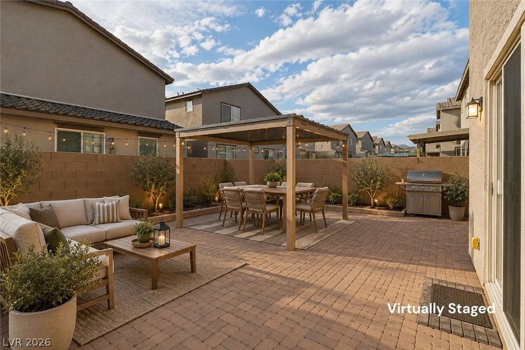6047 Castle Gardens, Las Vegas, NV 89130