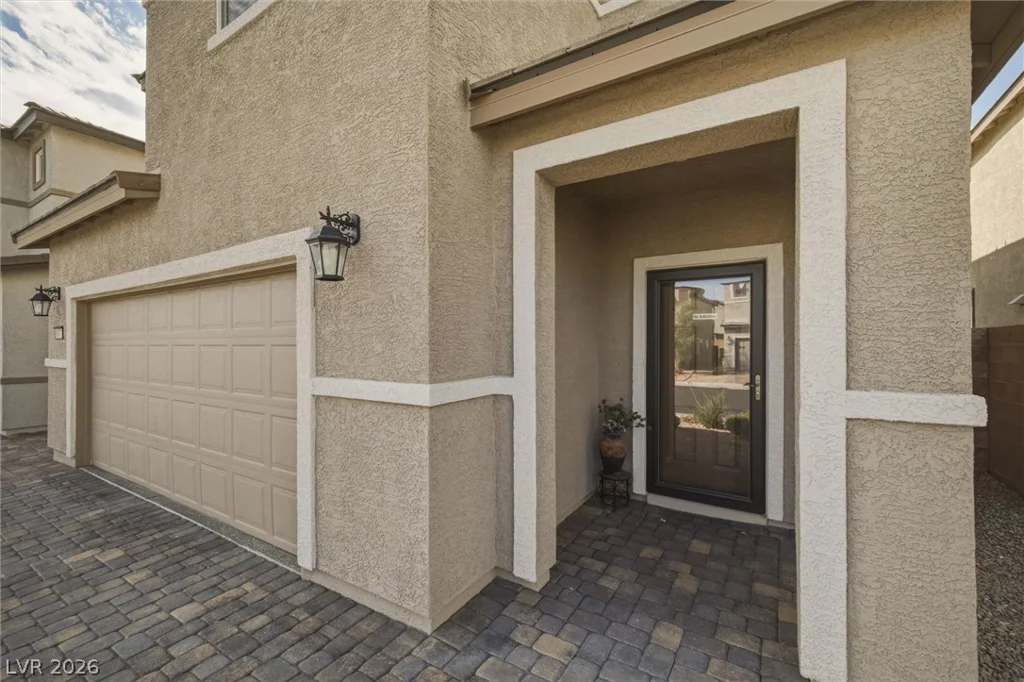 6047 Castle Gardens, Las Vegas, NV 89130