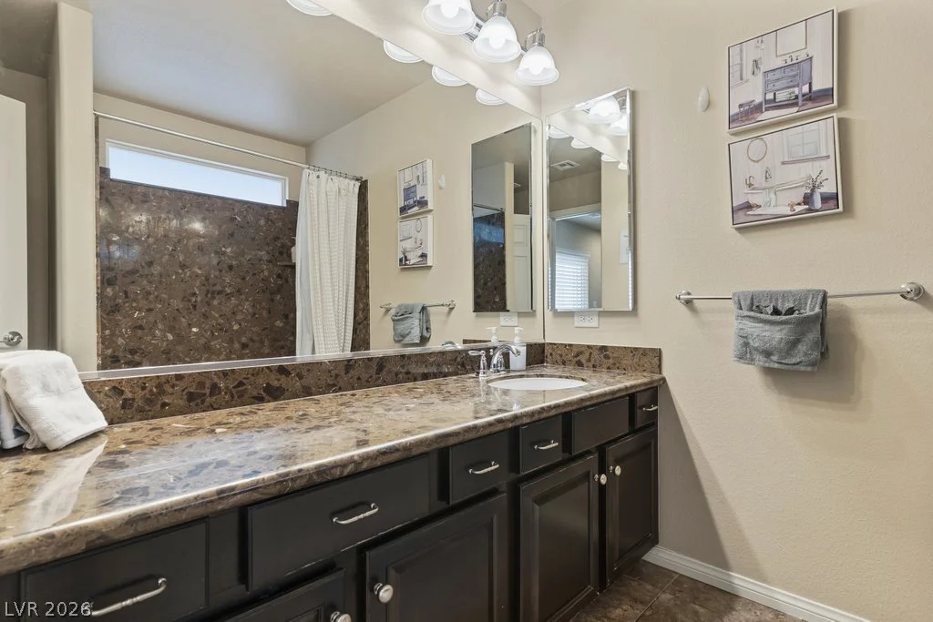 8430 Golden Amber, Las Vegas, NV 89139