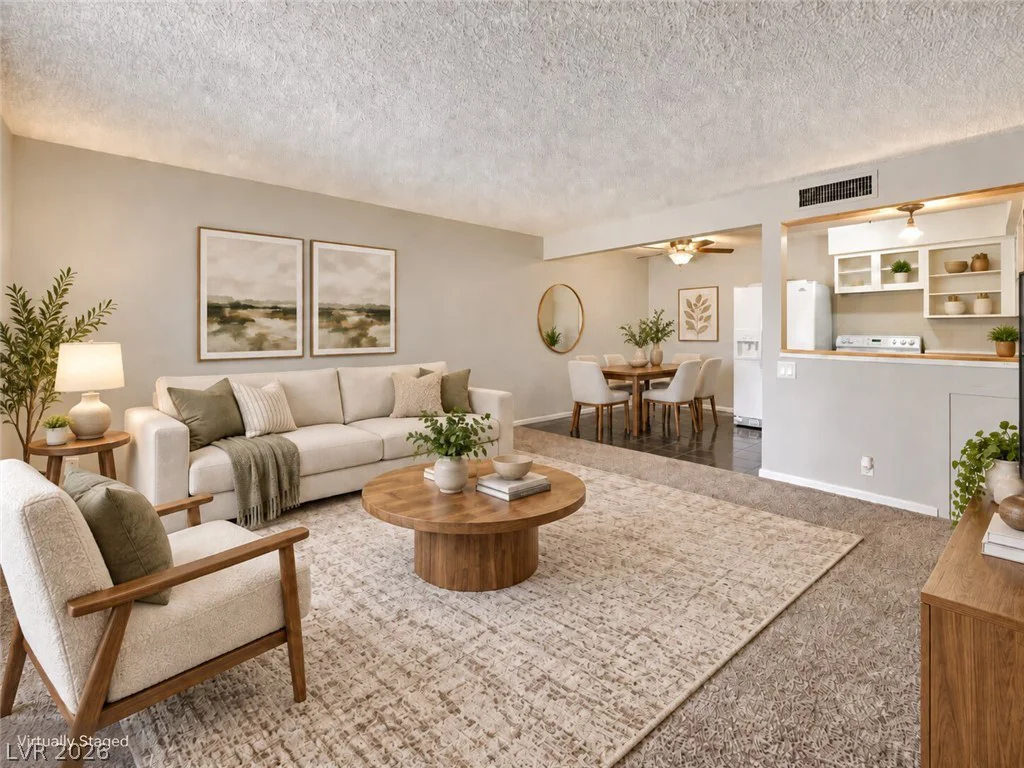 615 Royal Crest, Las Vegas, NV 89169