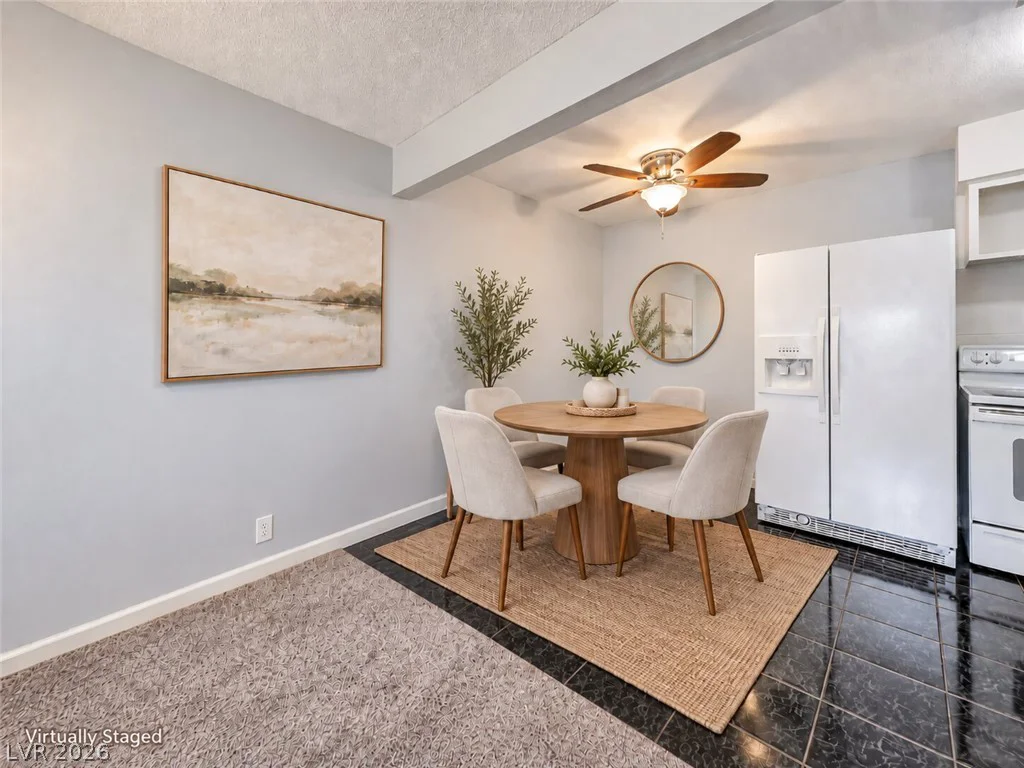 615 Royal Crest, Las Vegas, NV 89169