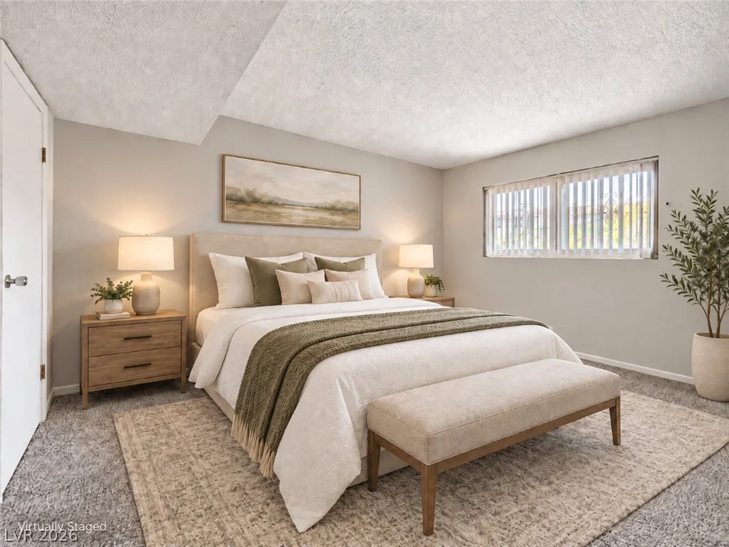 615 Royal Crest, Las Vegas, NV 89169