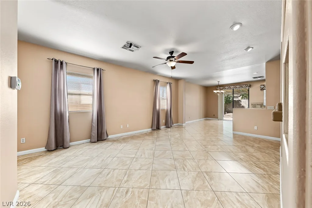 2906 Pumpkin Harvest, North Las Vegas, NV 89031
