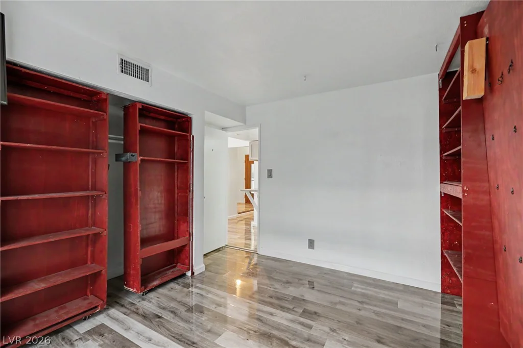 3753 Fairlawn, Las Vegas, NV 89121