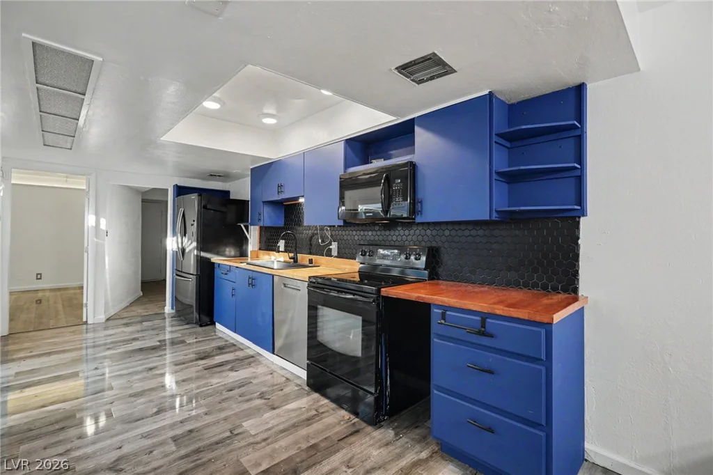 3753 Fairlawn, Las Vegas, NV 89121