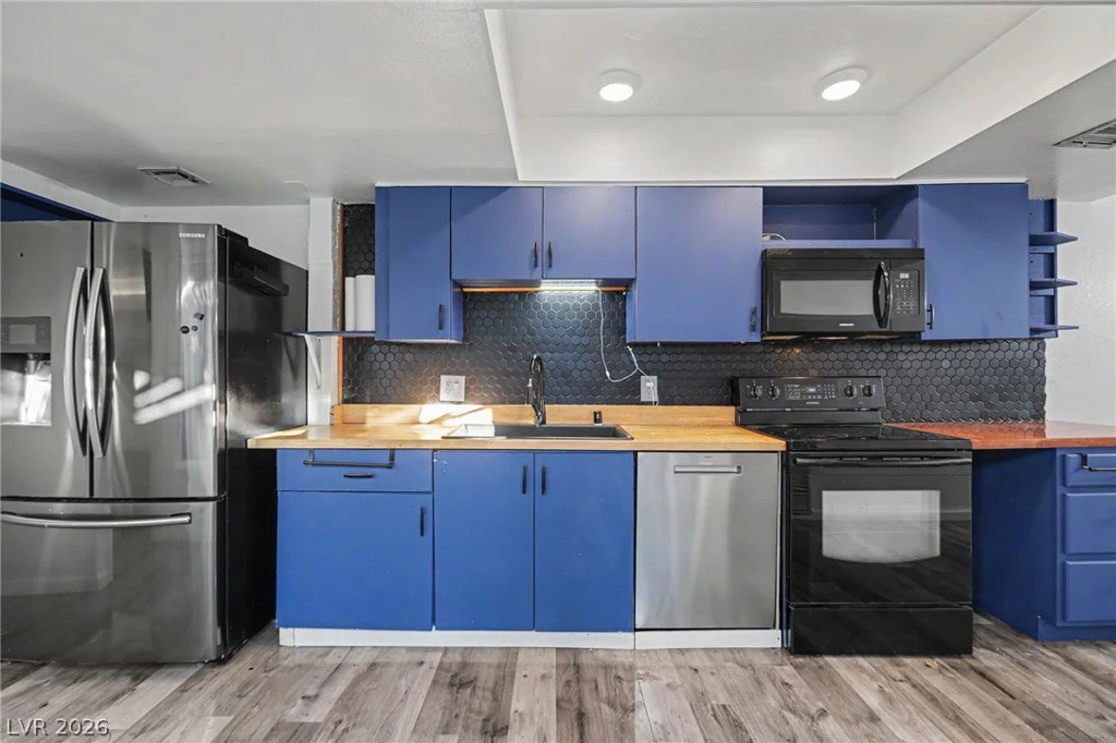 3753 Fairlawn, Las Vegas, NV 89121