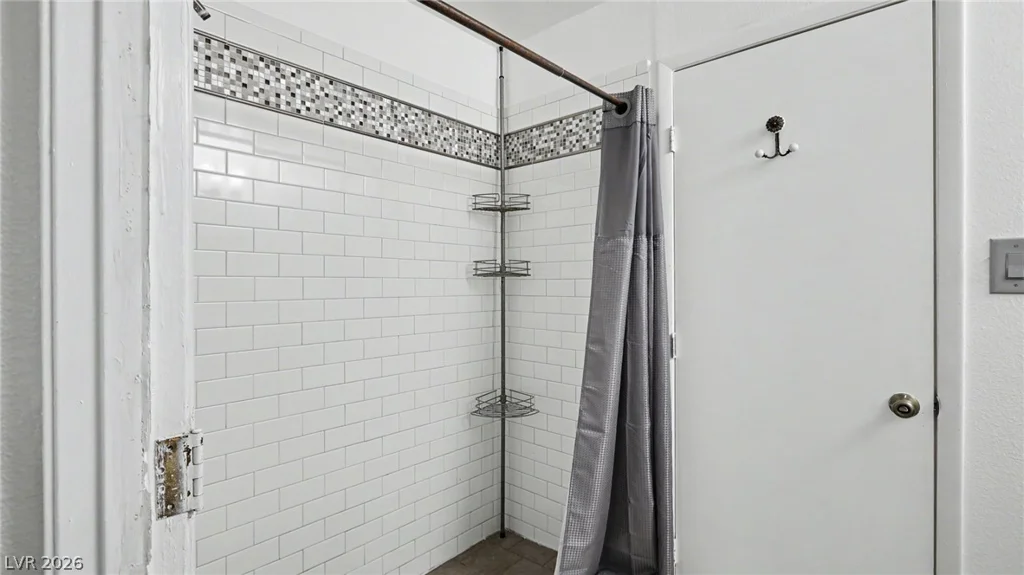 3753 Fairlawn, Las Vegas, NV 89121