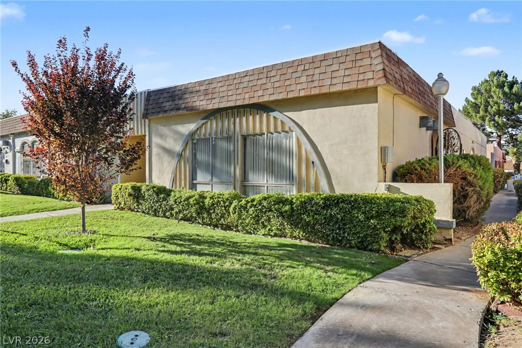 3753 Fairlawn, Las Vegas, NV 89121