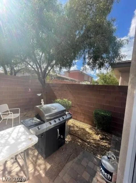 9863 Dublin Valley, Las Vegas, NV 89178
