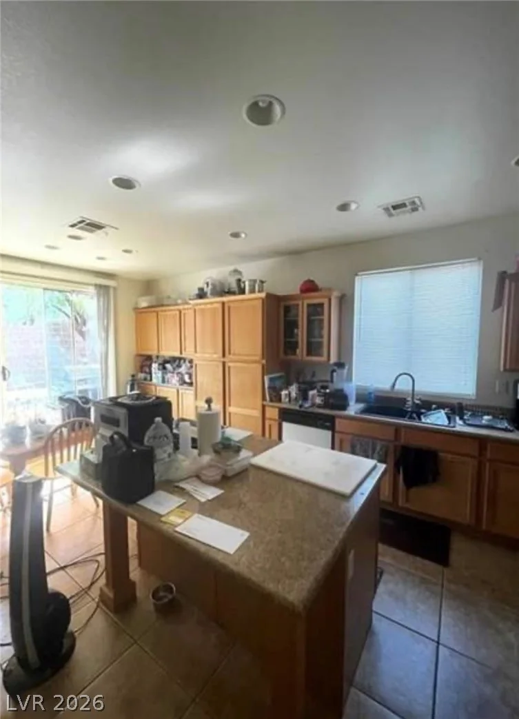 9863 Dublin Valley, Las Vegas, NV 89178