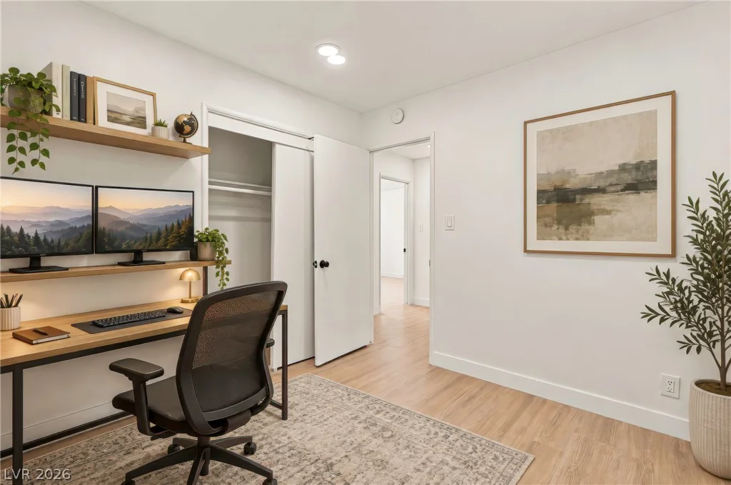 2000 Constantine, Las Vegas, NV 89101