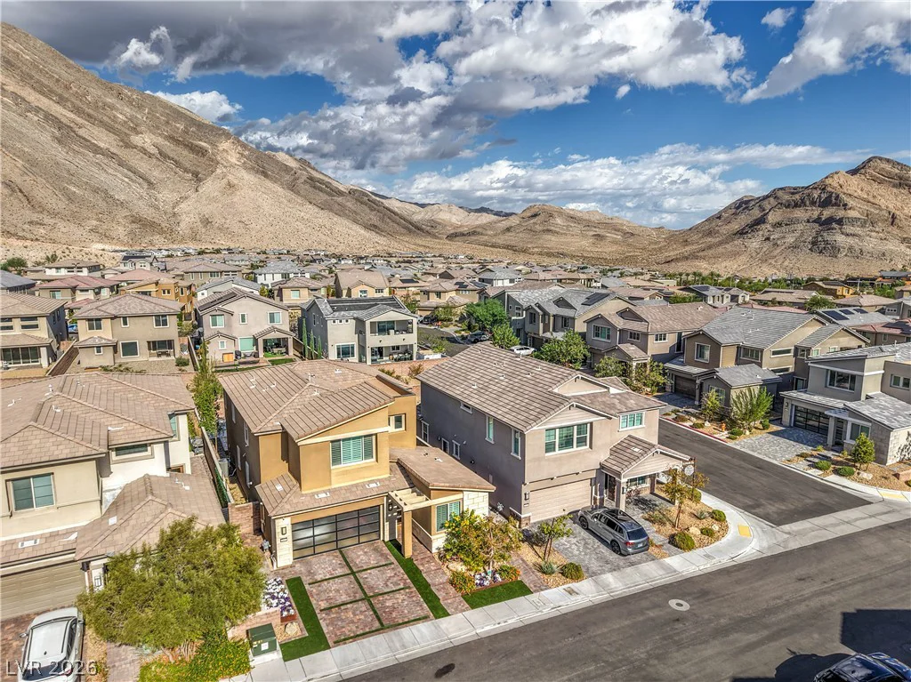 2635 EVOLUTIONARY, Las Vegas, NV 89138
