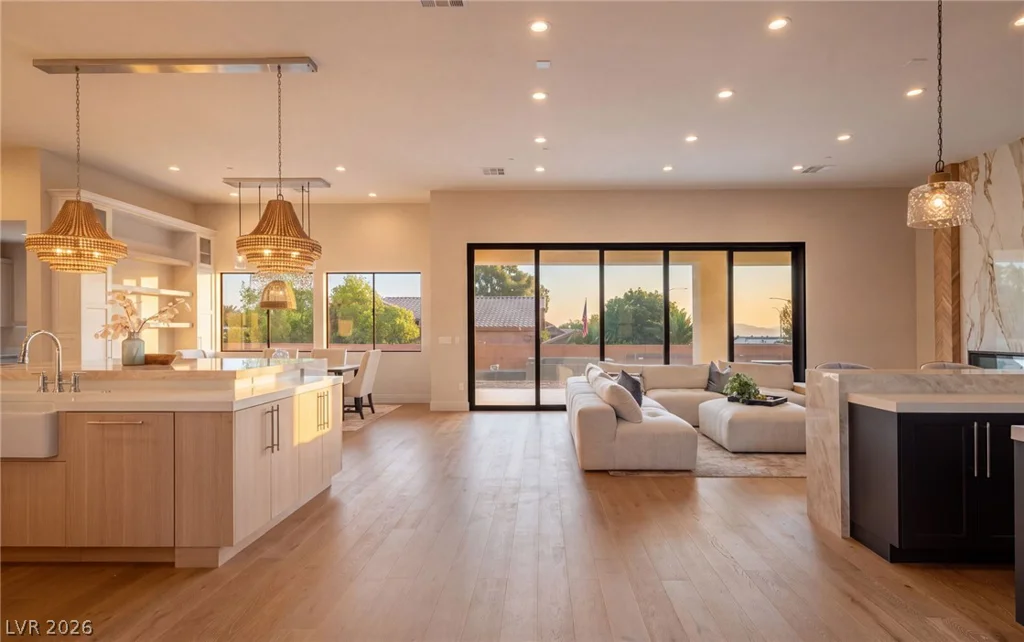 5624 Dapple Gray, Las Vegas, NV 89149