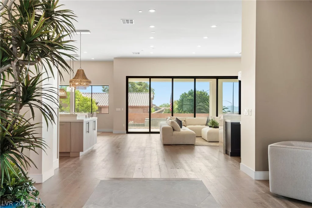 5624 Dapple Gray, Las Vegas, NV 89149
