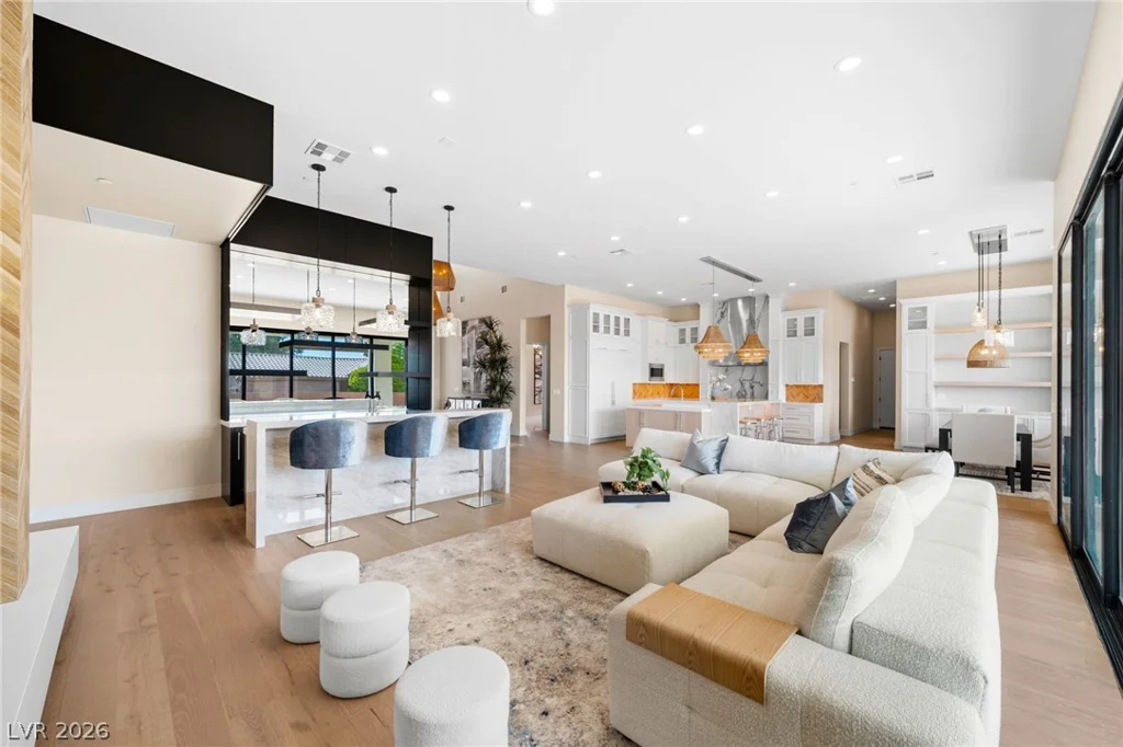 5624 Dapple Gray, Las Vegas, NV 89149