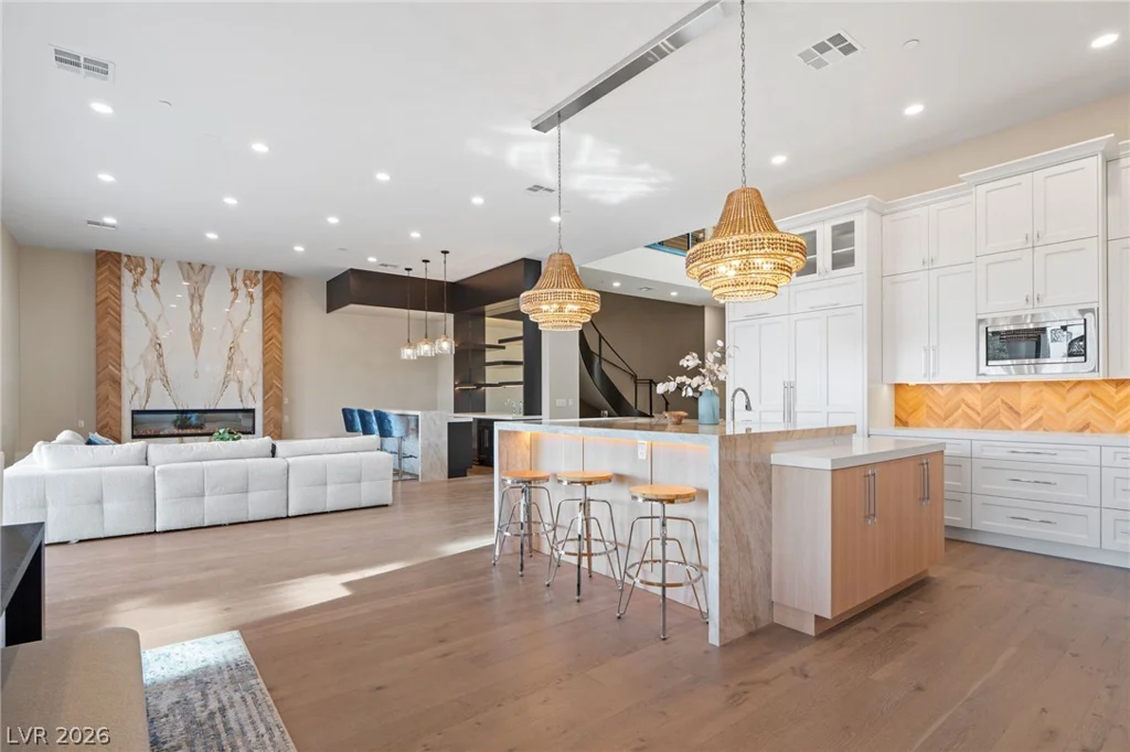 5624 Dapple Gray, Las Vegas, NV 89149