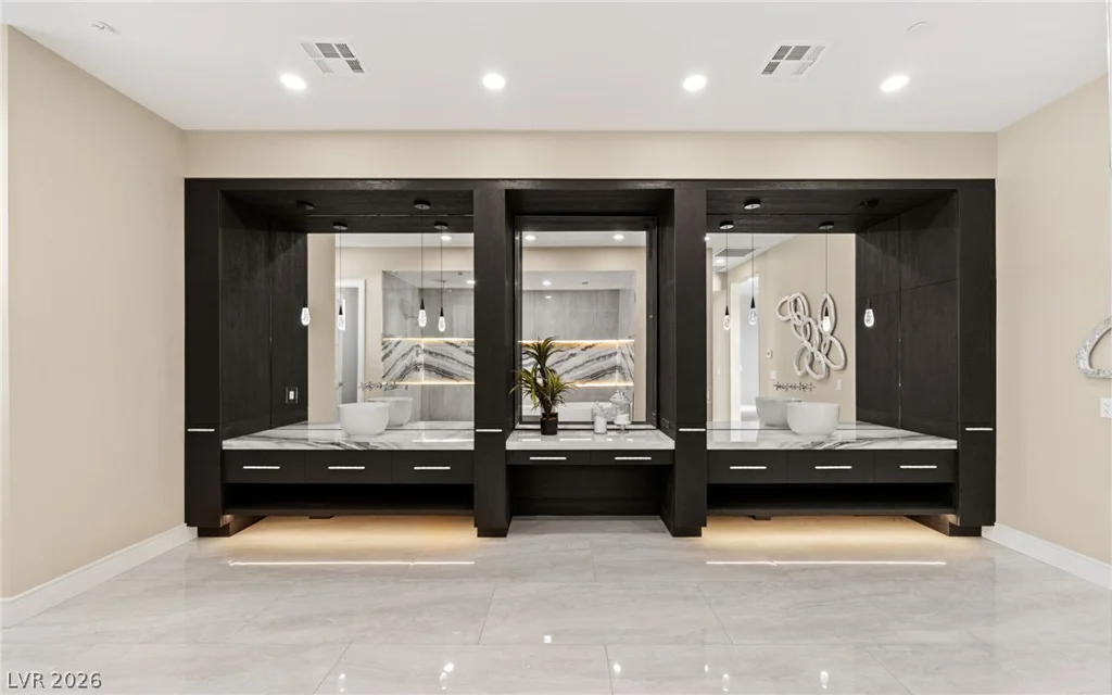 5624 Dapple Gray, Las Vegas, NV 89149