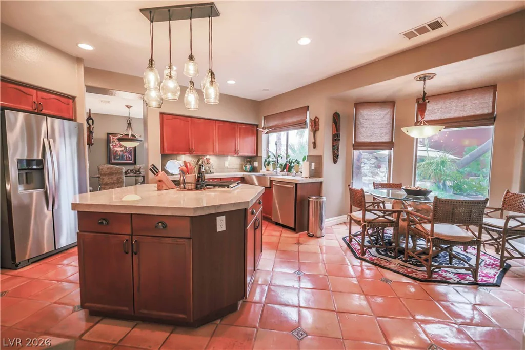 363 Highland Hills, Las Vegas, NV 89148