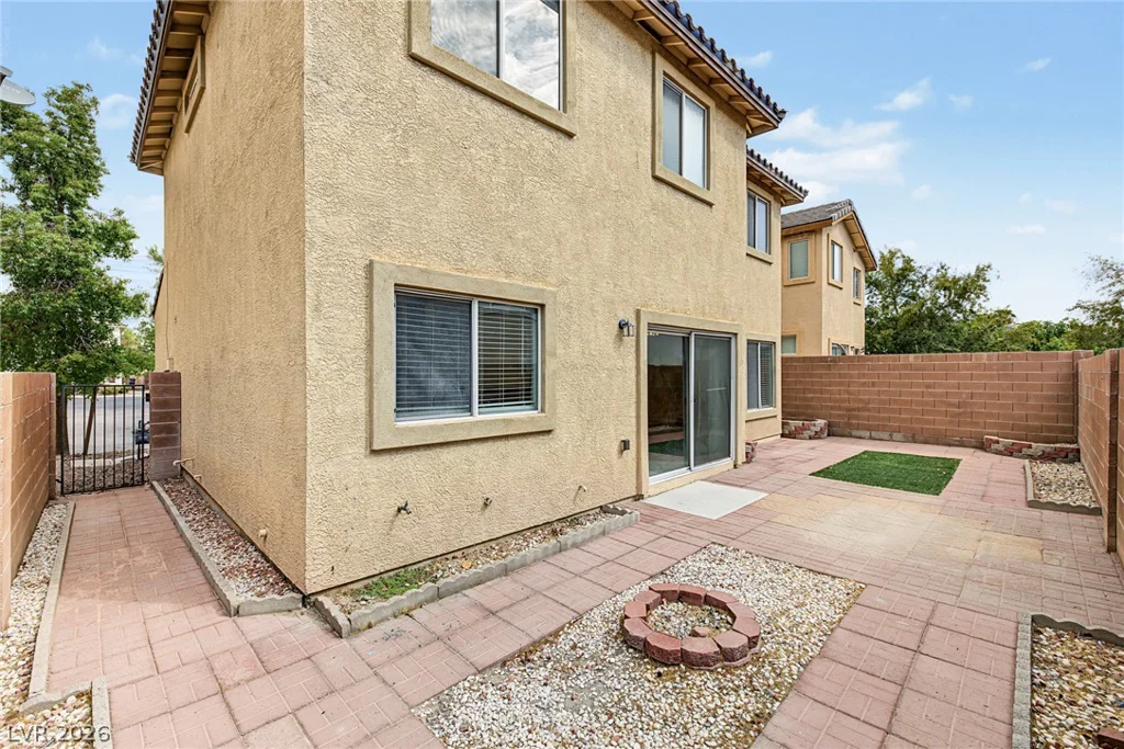 1239 Appaloosa Hills, North Las Vegas, NV 89081