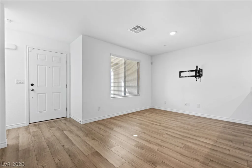 10773 Ditchburn, Las Vegas, NV 89166