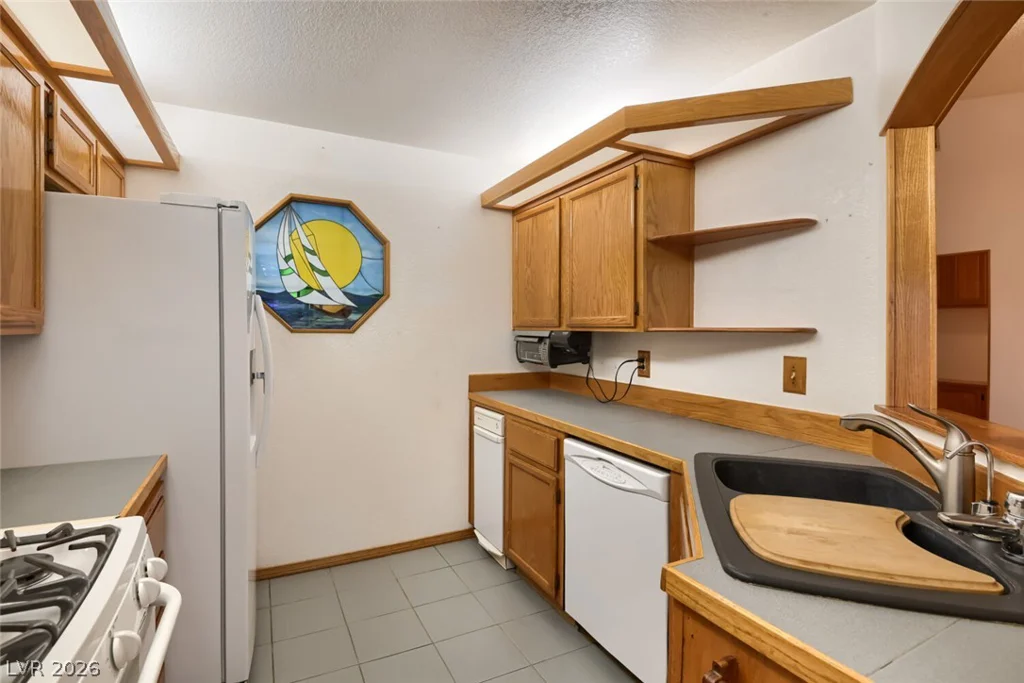 749 Tenderfoot, Henderson, NV 89014
