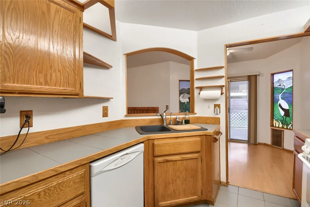 749 Tenderfoot, Henderson, NV 89014