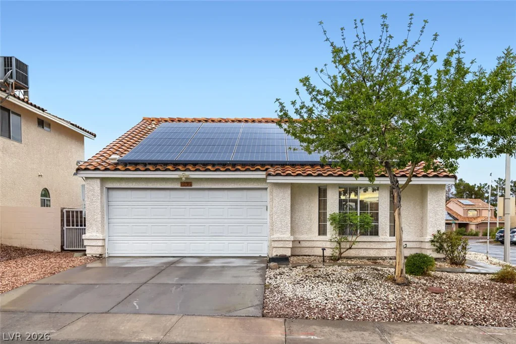 749 Tenderfoot, Henderson, NV 89014