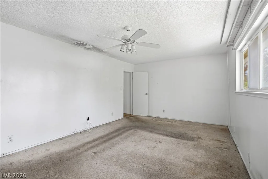 179 Greenbriar Townhouse, Las Vegas, NV 89121