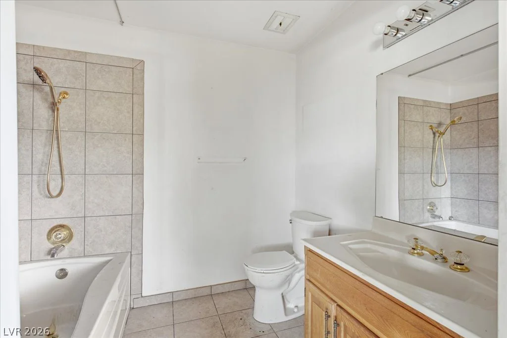 179 Greenbriar Townhouse, Las Vegas, NV 89121