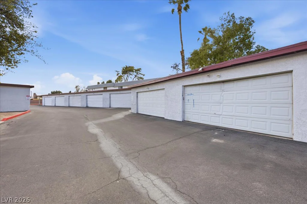 179 Greenbriar Townhouse, Las Vegas, NV 89121