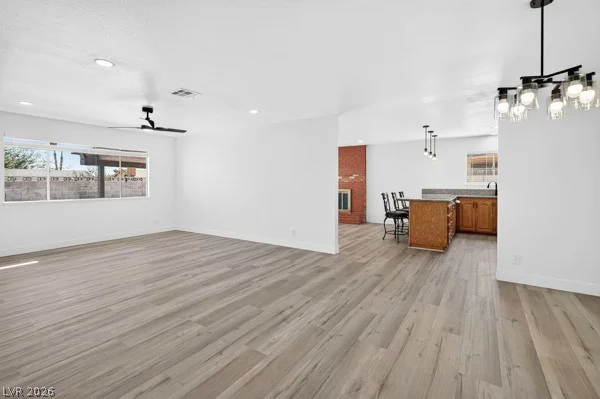 4284 Annie Oakley, Las Vegas, NV 89121