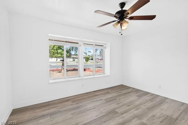 4284 Annie Oakley, Las Vegas, NV 89121