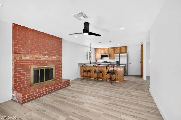 4284 Annie Oakley, Las Vegas, NV 89121