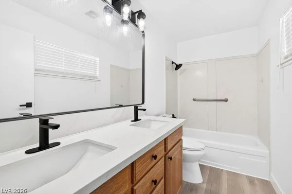 4284 Annie Oakley, Las Vegas, NV 89121