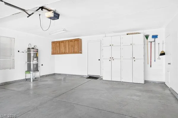 4284 Annie Oakley, Las Vegas, NV 89121