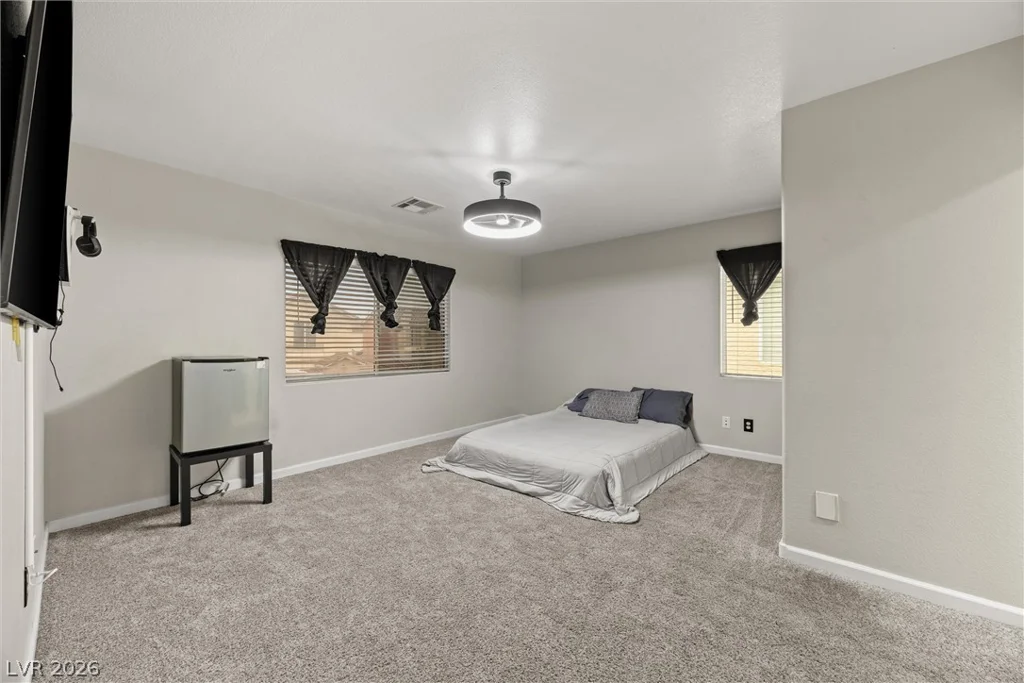 6880 Silver Eagle, Las Vegas, NV 89122