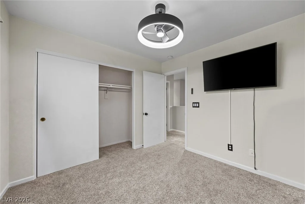 6880 Silver Eagle, Las Vegas, NV 89122