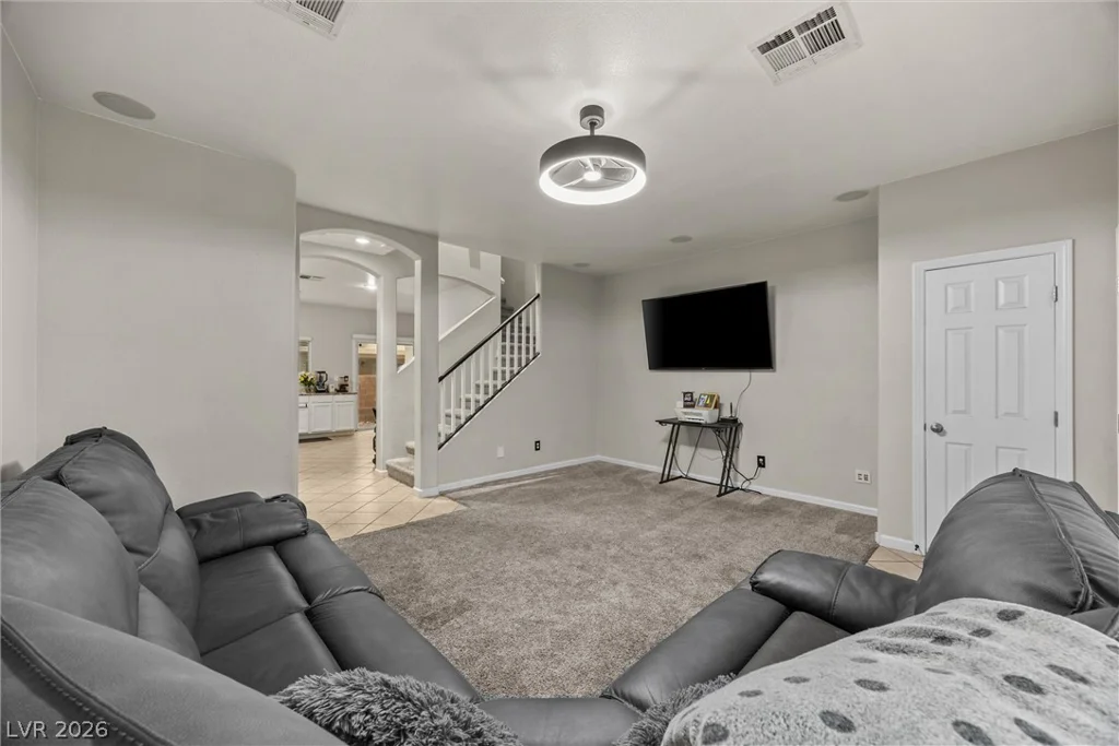 6880 Silver Eagle, Las Vegas, NV 89122