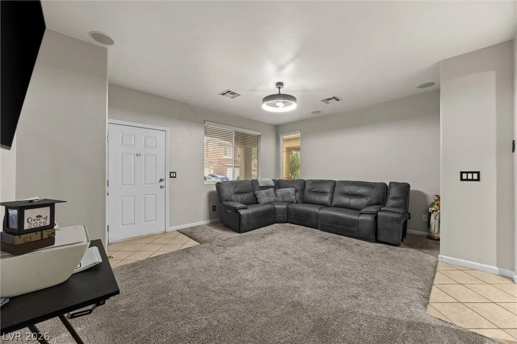 6880 Silver Eagle, Las Vegas, NV 89122