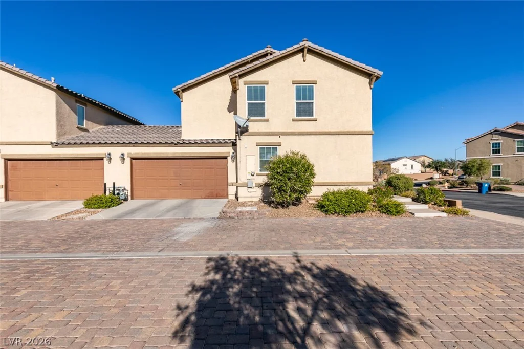 1029 Spotted Saddle, Henderson, NV 89015