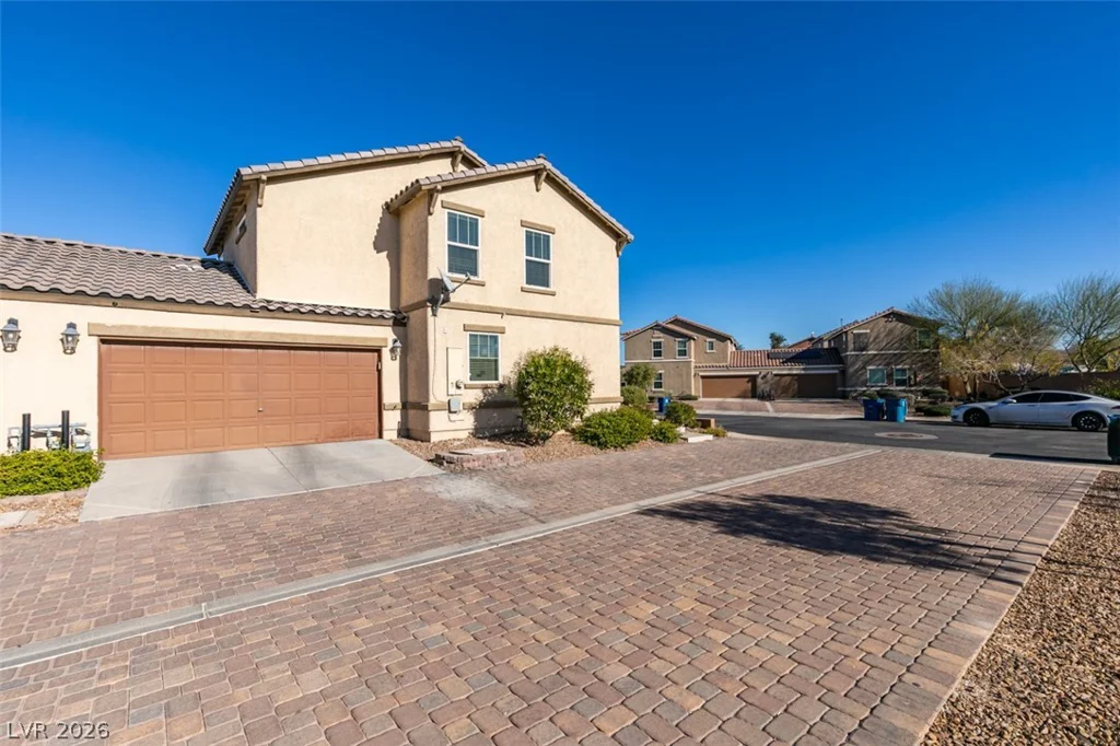1029 Spotted Saddle, Henderson, NV 89015