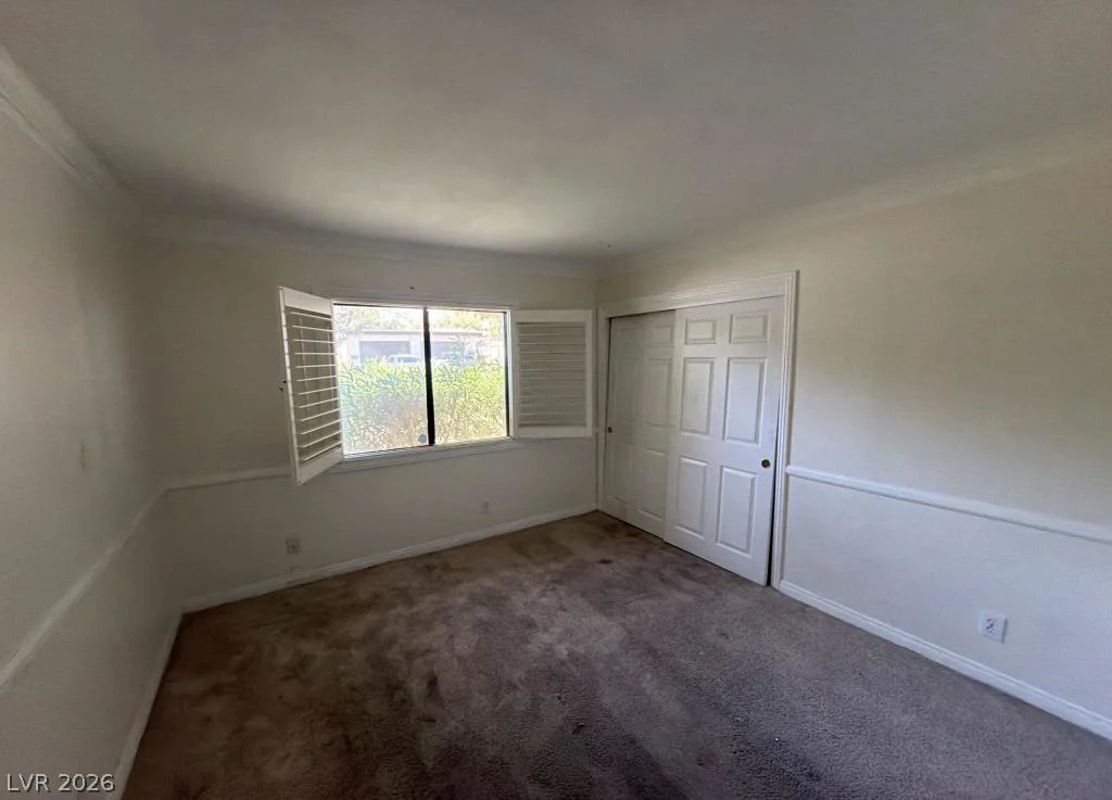 2438 El Paseo, Las Vegas, NV 89121