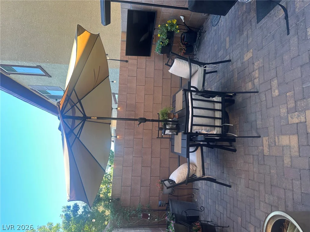7950 Blue Lake Peak, Las Vegas, NV 89166