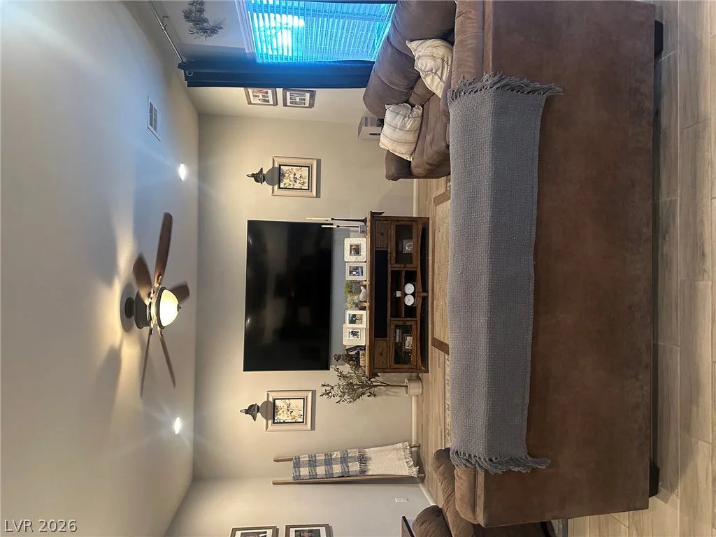7950 Blue Lake Peak, Las Vegas, NV 89166