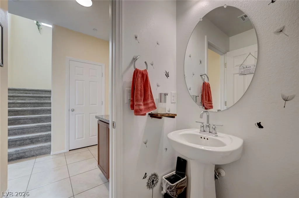 1372 Graphite, Henderson, NV 89002