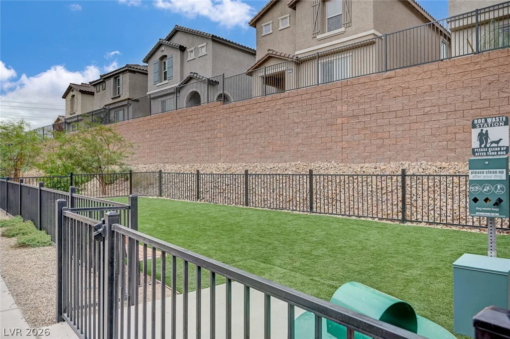 1372 Graphite, Henderson, NV 89002