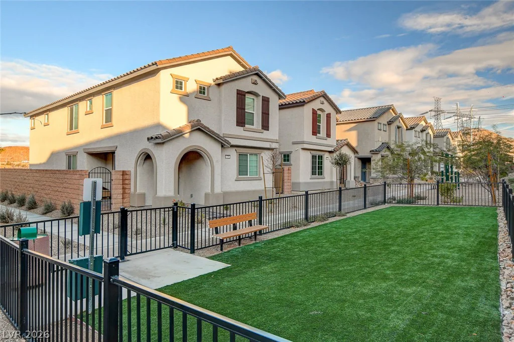 1372 Graphite, Henderson, NV 89002