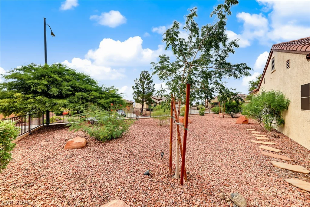 1646 Sebring Hills, Henderson, NV 89052
