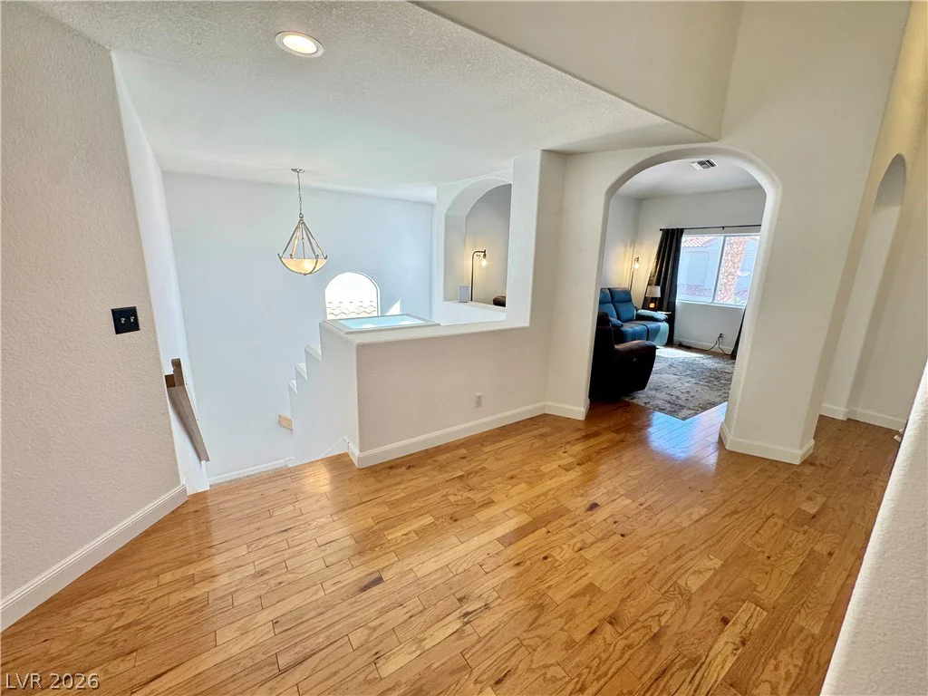 7652 Rolling View, Las Vegas, NV 89149