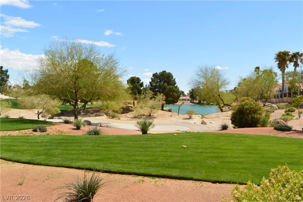 7652 Rolling View, Las Vegas, NV 89149